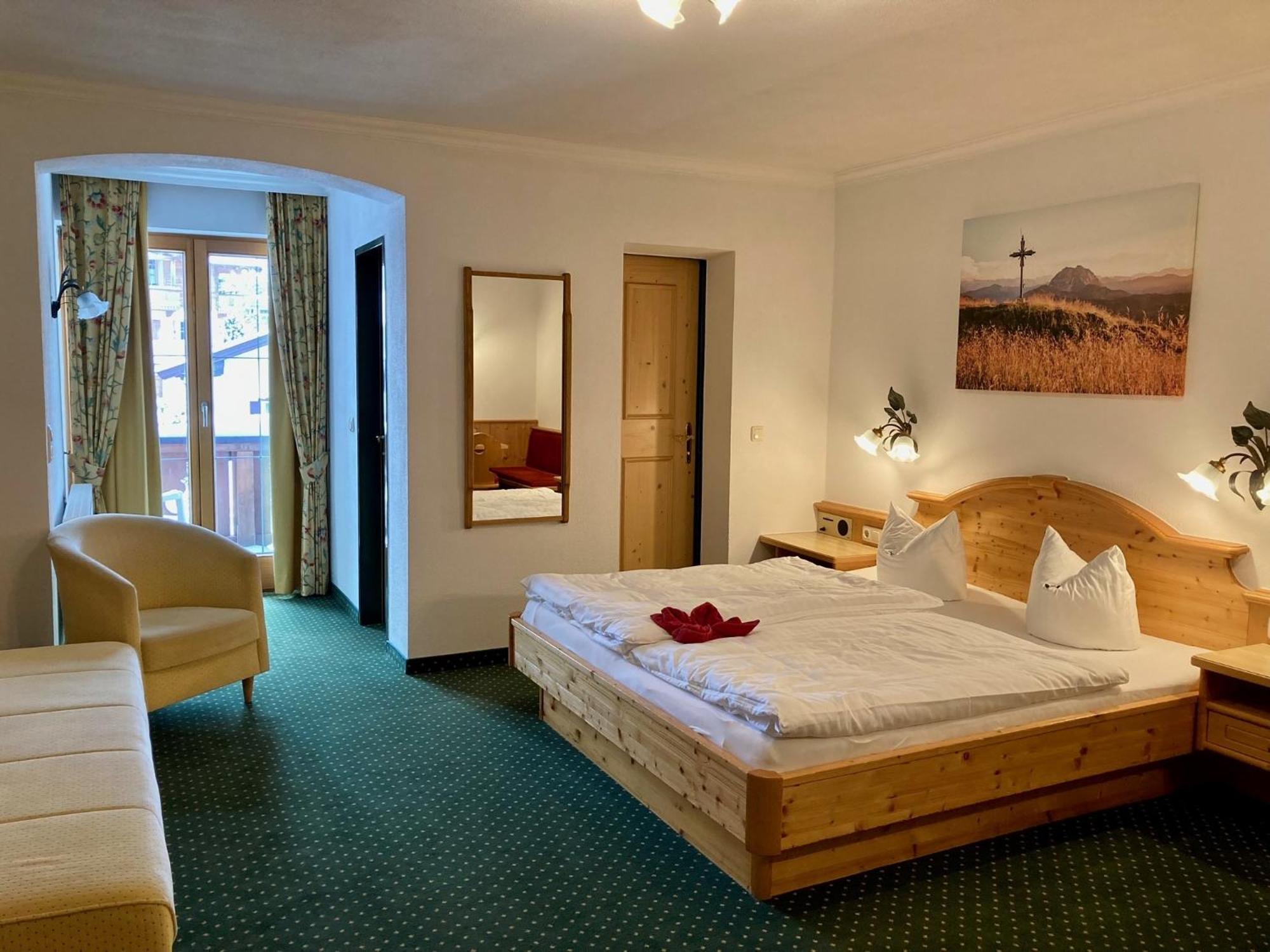 Hotel Metzgerwirt Кирхберг Экстерьер фото