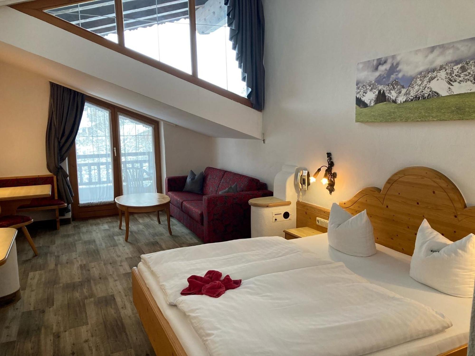 Hotel Metzgerwirt Кирхберг Экстерьер фото