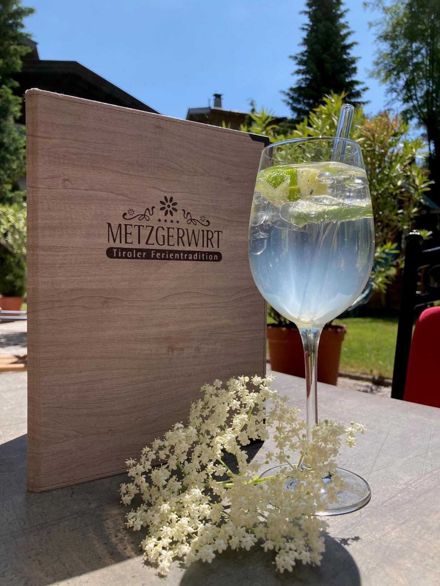 Hotel Metzgerwirt Кирхберг Экстерьер фото