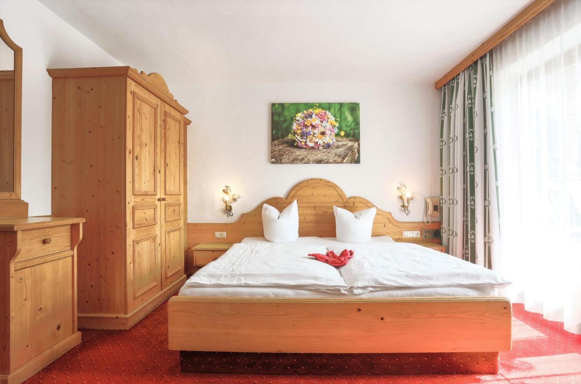 Hotel Metzgerwirt Кирхберг Экстерьер фото