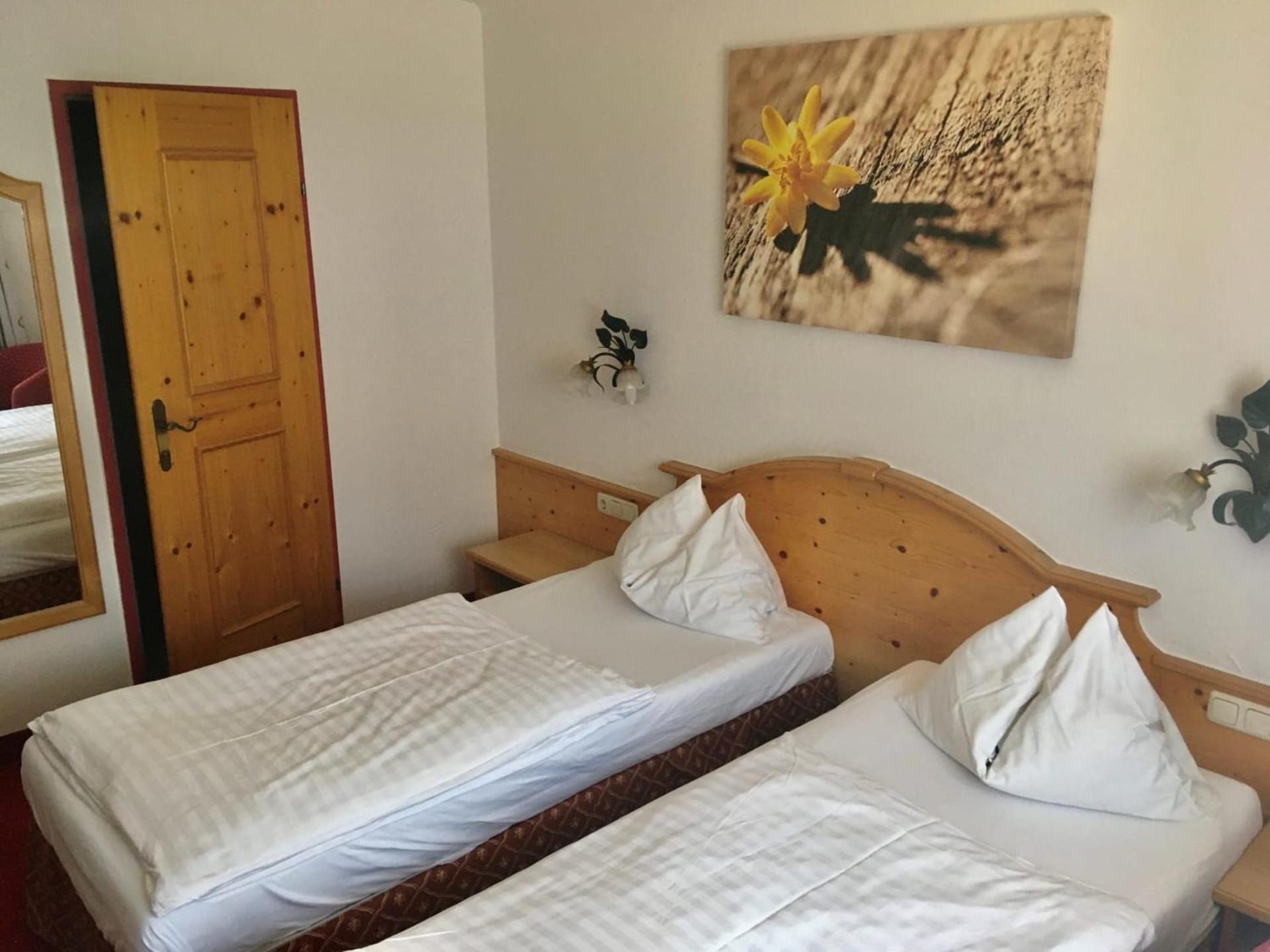 Hotel Metzgerwirt Кирхберг Экстерьер фото